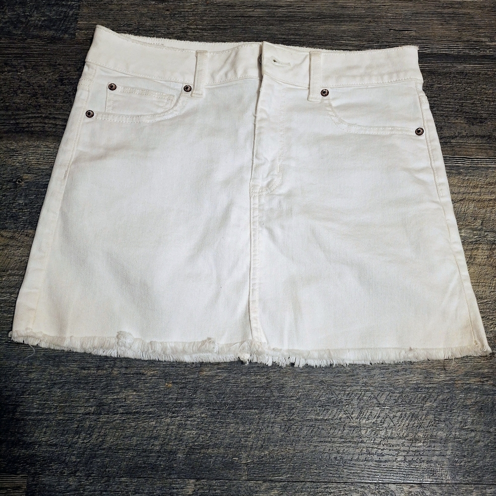 American Eagle Outfitter White Mini Skirt Size 6 American Eagle Outfittets